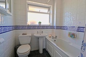 Family Bathroom- click for photo gallery